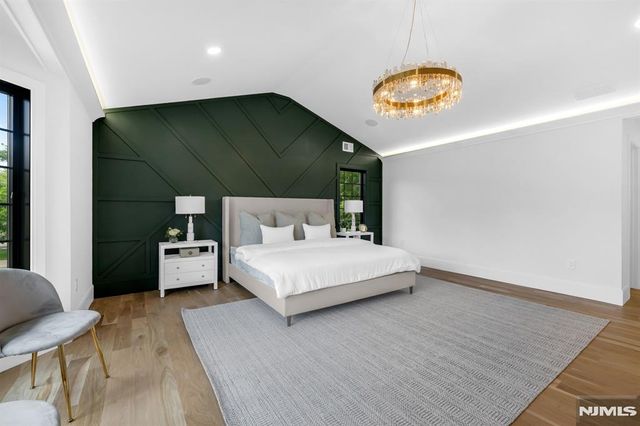 452 Oregon Street, Paramus, NJ 07652