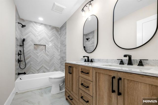 452 Oregon Street, Paramus, NJ 07652