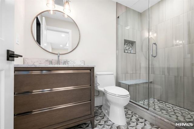 452 Oregon Street, Paramus, NJ 07652