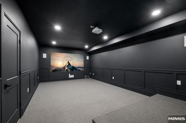 452 Oregon Street, Paramus, NJ 07652