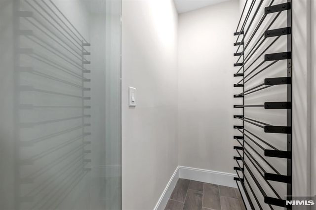 452 Oregon Street, Paramus, NJ 07652