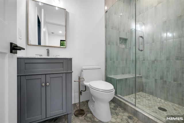 452 Oregon Street, Paramus, NJ 07652