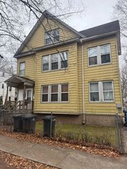40 Harding Place, New Haven, CT 06511