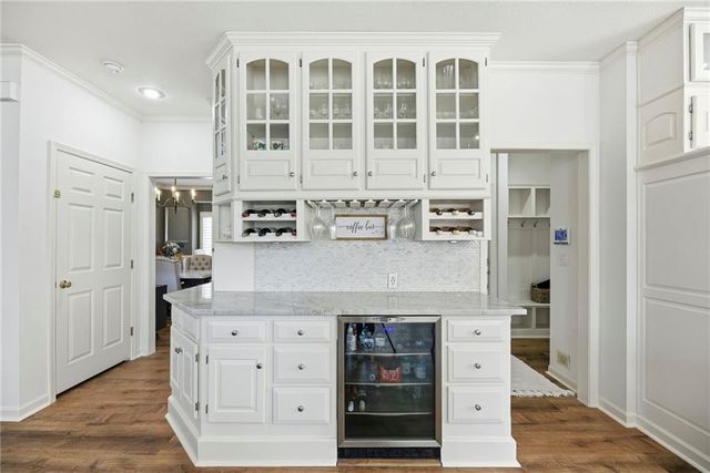 4520 W 140th Street, Leawood, KS 66224