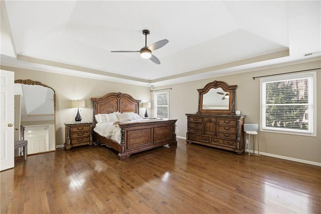 4520 W 140th Street, Leawood, KS 66224