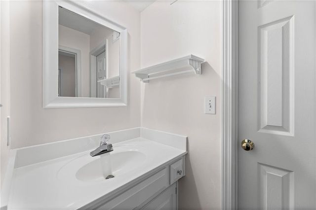 4520 W 140th Street, Leawood, KS 66224