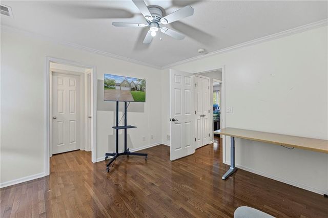 4520 W 140th Street, Leawood, KS 66224