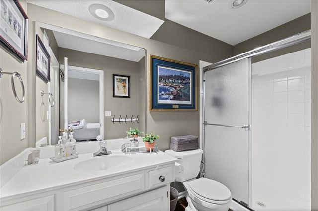 4520 W 140th Street, Leawood, KS 66224