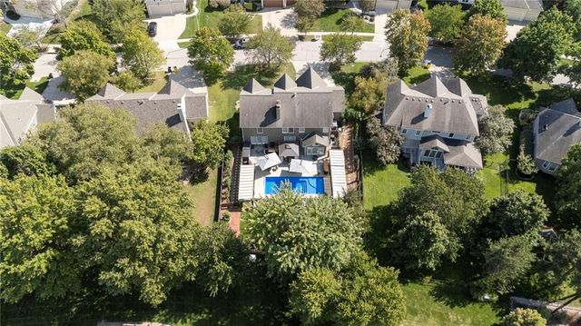 4520 W 140th Street, Leawood, KS 66224