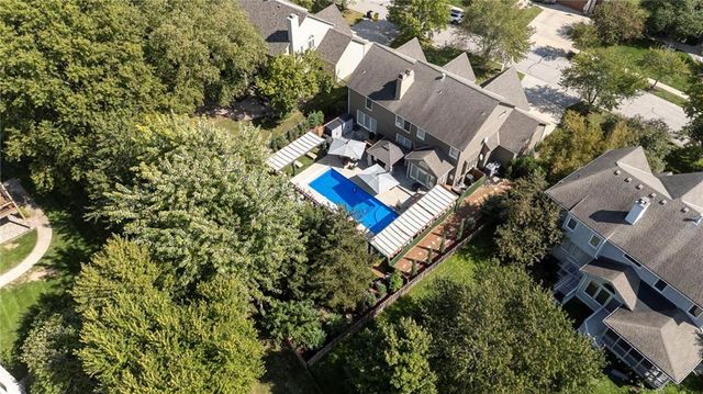 4520 W 140th Street, Leawood, KS 66224