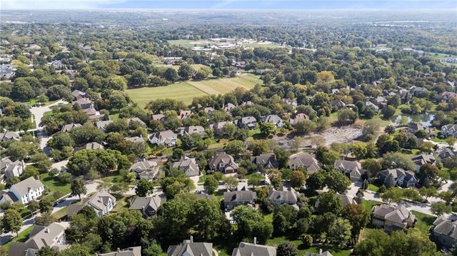 4520 W 140th Street, Leawood, KS 66224