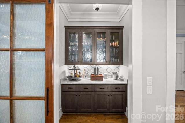 607 Dorothy Drive, Charlotte, NC 28203