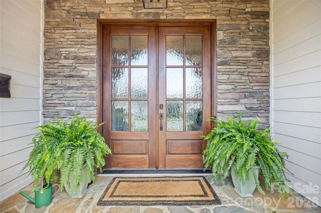 607 Dorothy Drive, Charlotte, NC 28203