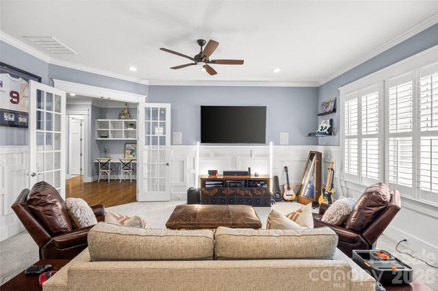 607 Dorothy Drive, Charlotte, NC 28203