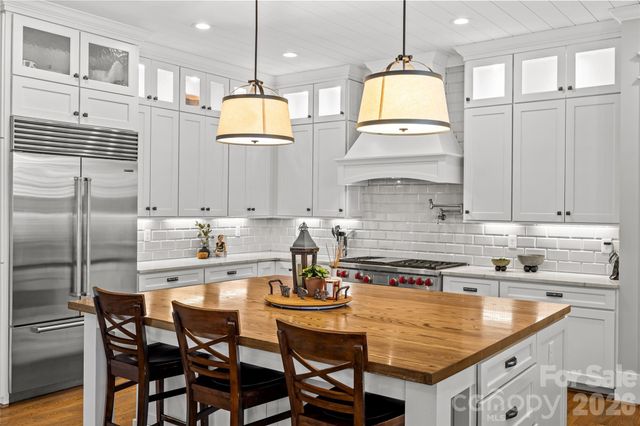 607 Dorothy Drive, Charlotte, NC 28203