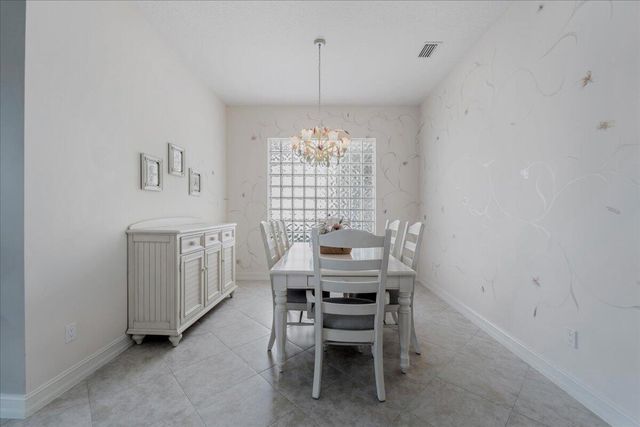 10599 Silverton Lane, Boynton Beach, FL 33437