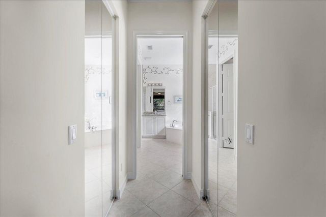 10599 Silverton Lane, Boynton Beach, FL 33437