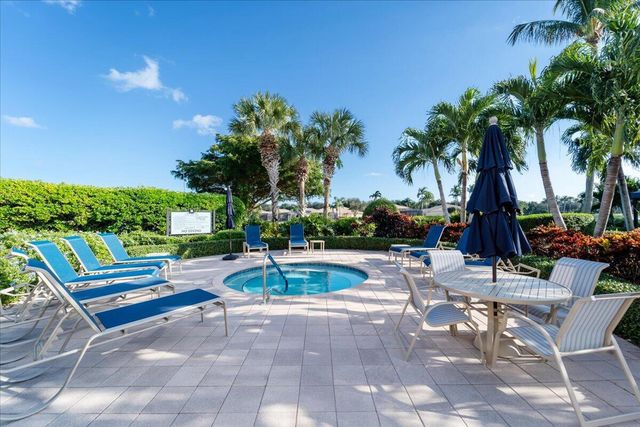 10599 Silverton Lane, Boynton Beach, FL 33437