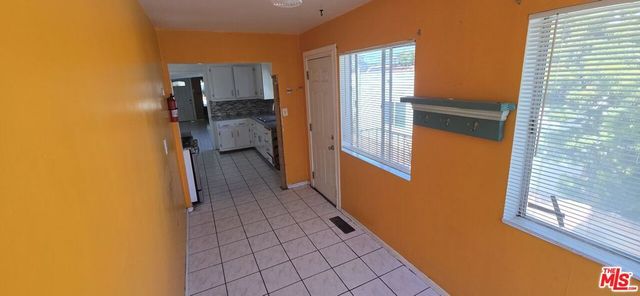 1561 W 7th Street, San Pedro, CA 90732
