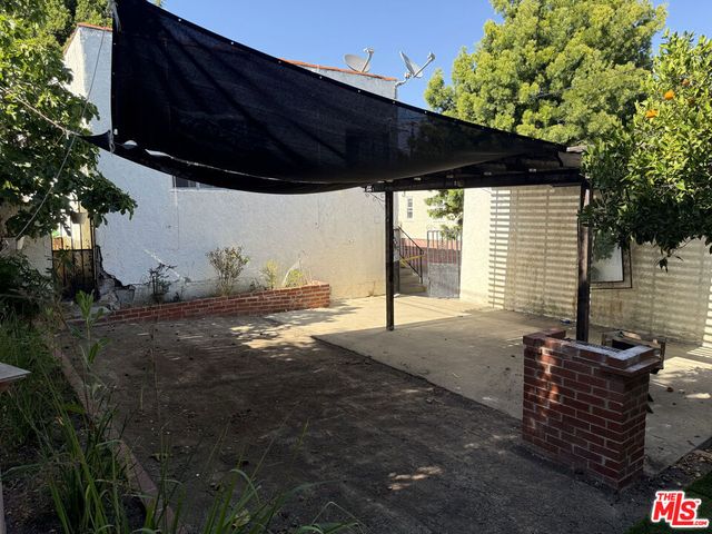 1561 W 7th Street, San Pedro, CA 90732