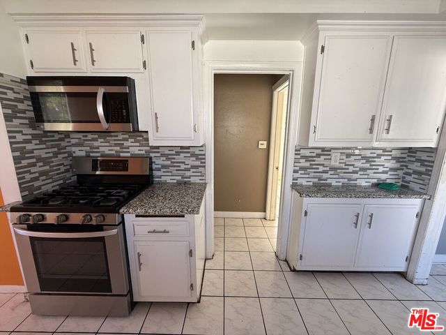 1561 W 7th Street, San Pedro, CA 90732