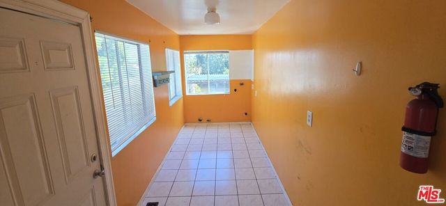 1561 W 7th Street, San Pedro, CA 90732