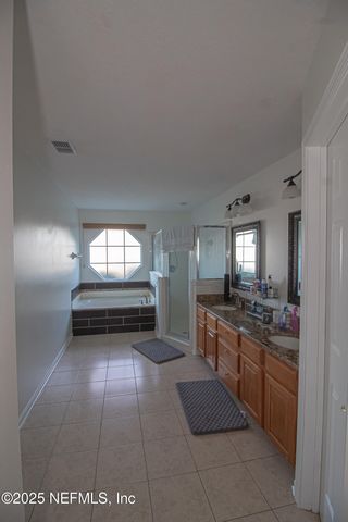 8146 LEAFCREST Drive, Jacksonville, FL 32244