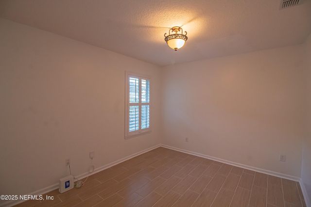 8146 LEAFCREST Drive, Jacksonville, FL 32244
