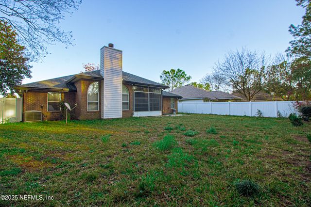 8146 LEAFCREST Drive, Jacksonville, FL 32244