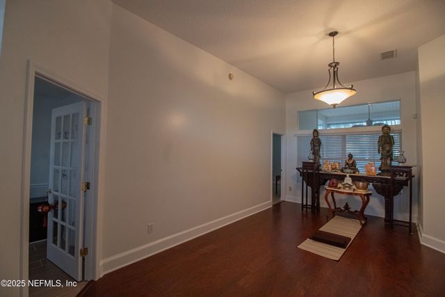8146 LEAFCREST Drive, Jacksonville, FL 32244