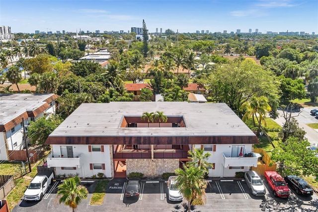 230 SW 1st Street G-8, Pompano Beach, FL 33060