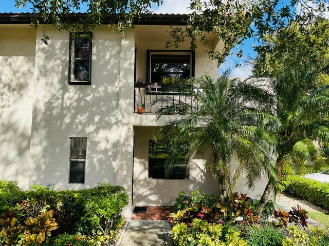 7979 Eastlake Drive F, Boca Raton, FL 33433