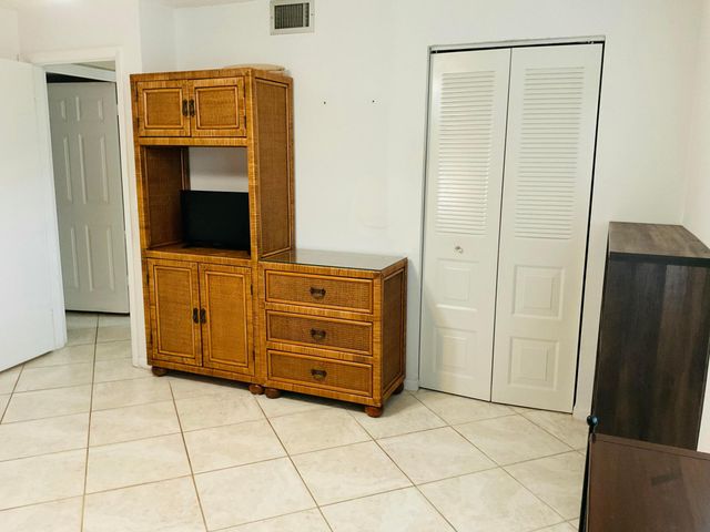 7979 Eastlake Drive F, Boca Raton, FL 33433