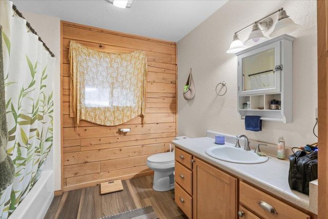 9511 Sterling Creek Road, Jacksonville, OR 97530