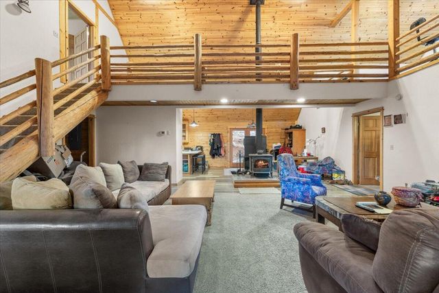 9511 Sterling Creek Road, Jacksonville, OR 97530