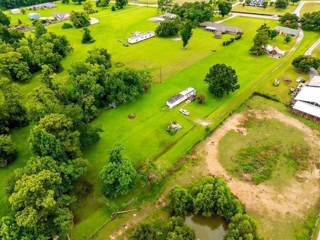 1148 Bayou Blue Rd, Houma, LA 70363