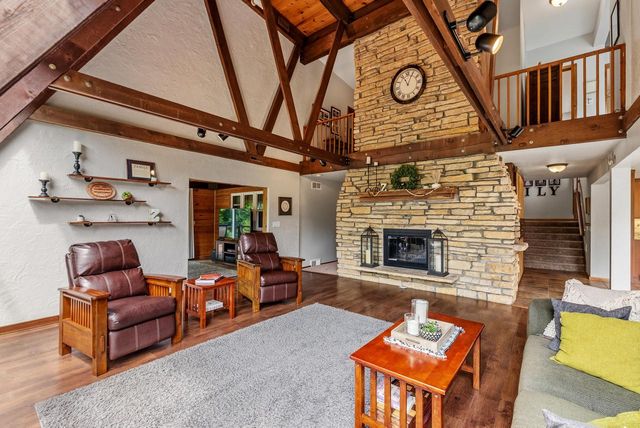 2953 Kettle Moraine ROAD, Hartford, WI 53027