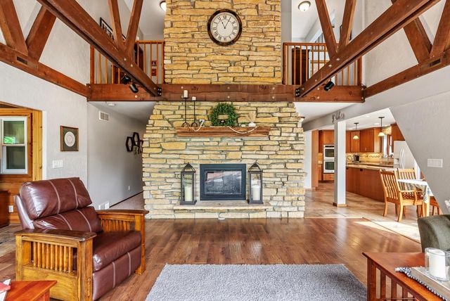 2953 Kettle Moraine ROAD, Hartford, WI 53027