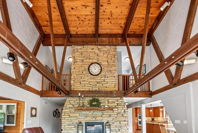 2953 Kettle Moraine ROAD, Hartford, WI 53027