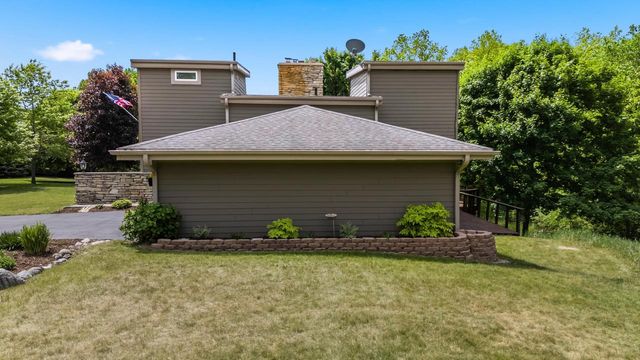 2953 Kettle Moraine ROAD, Hartford, WI 53027