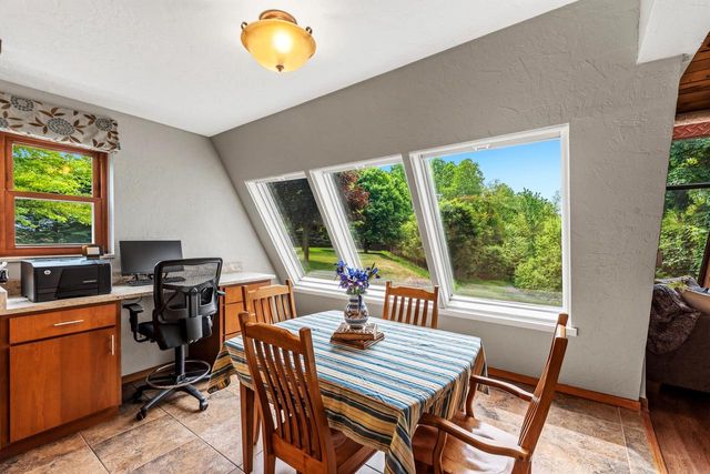 2953 Kettle Moraine ROAD, Hartford, WI 53027