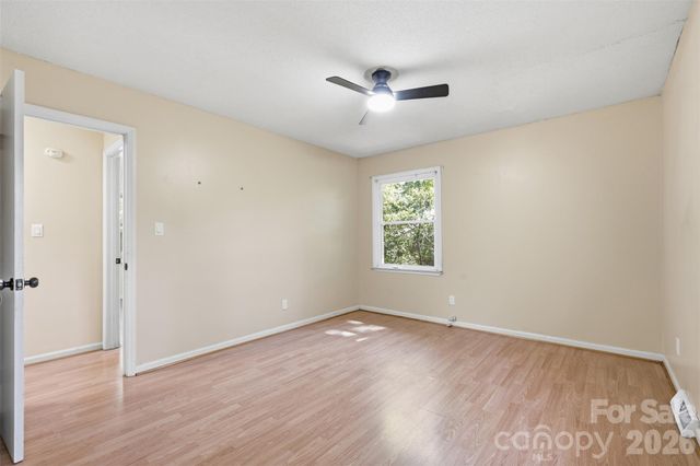 609 Old Farm Road, Statesville, NC 28625
