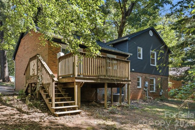 609 Old Farm Road, Statesville, NC 28625