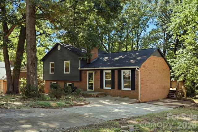 609 Old Farm Road, Statesville, NC 28625