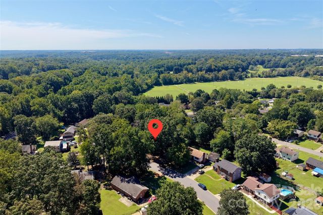609 Old Farm Road, Statesville, NC 28625
