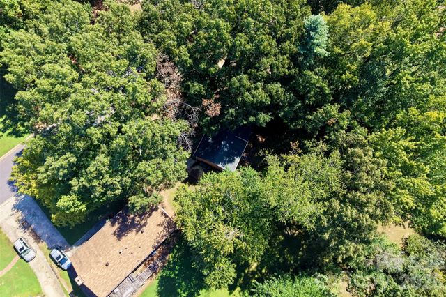 609 Old Farm Road, Statesville, NC 28625