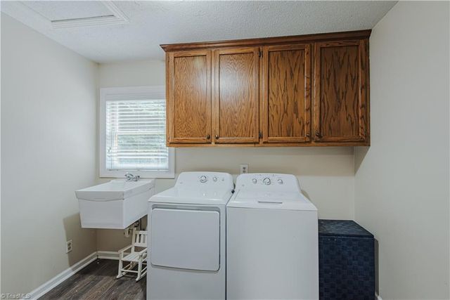 2603 Crescent Hill Drive, Mebane, NC 27302