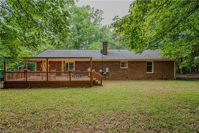 2603 Crescent Hill Drive, Mebane, NC 27302