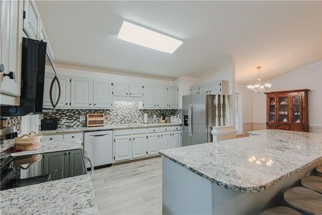2603 Crescent Hill Drive, Mebane, NC 27302