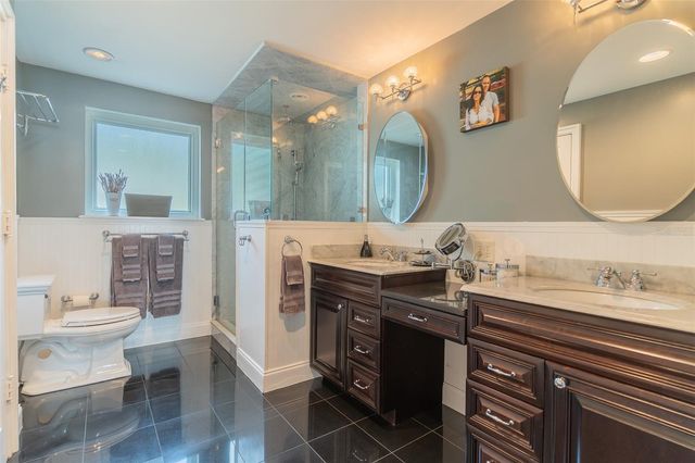 1433 N LAKE HOWARD DRIVE, Winter Haven, FL 33881